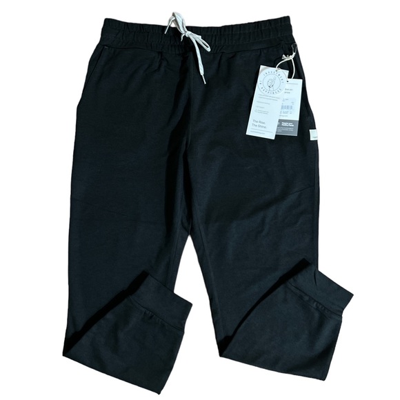 Vuori- Womens Performance Jogger in Black heather - Picture 1 of 3